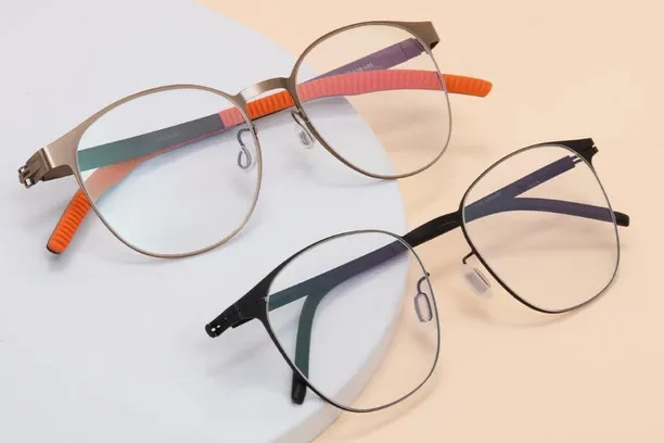 Black and Gold Glasses: Timeless Elegance for Every Style