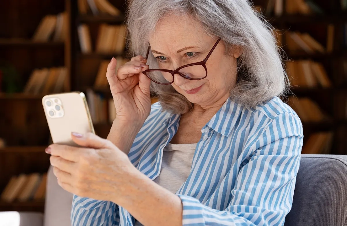 A Complete Guide to Choosing the Right Reading Glasses
