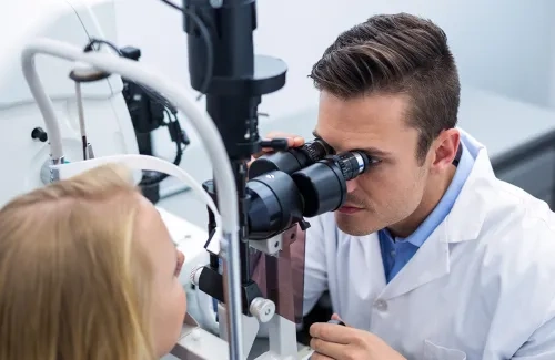 Smart Habits to Protect Your Eyesight and Delay the Need for Glasses