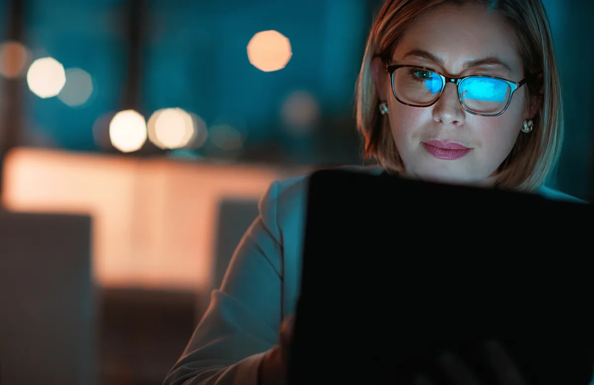 Best Glasses for Screen Use and Protecting Your Eyes