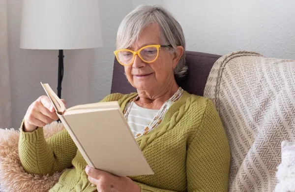 What Does Farsighted Mean? Understanding Hyperopia