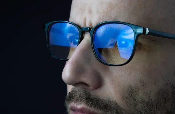 What Are Blue Light Blocking Glasses?
