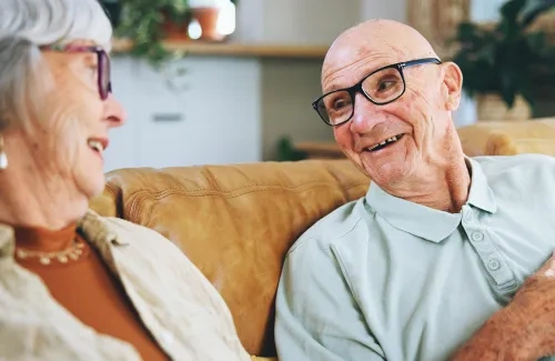 How to Choose the Best Senior Glasses: Comfort, Clarity, and Timeless Style